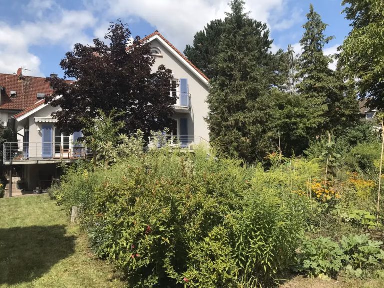Lichtdurchflutetes Architektenhaus mit viel Platz für Ihre Ideen